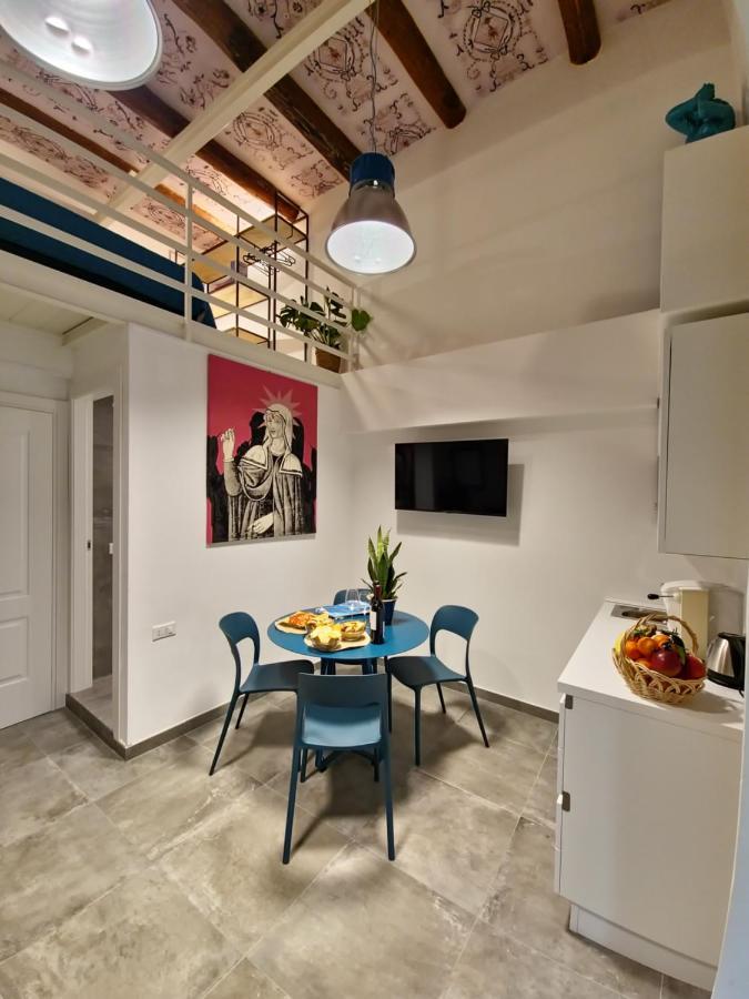 Borgo Dei Miracoli Hotel Napoli Eksteriør billede