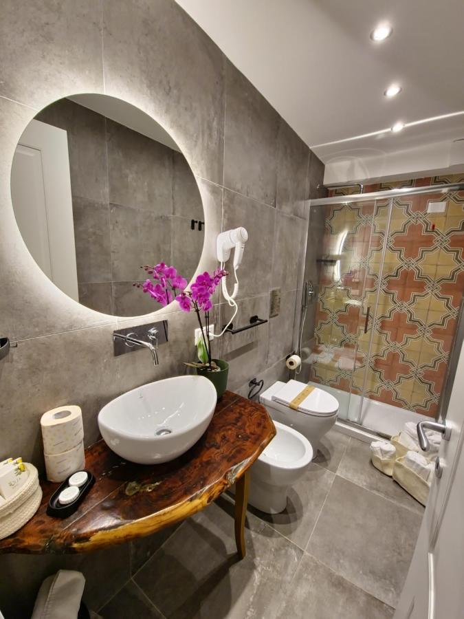 Borgo Dei Miracoli Hotel Napoli Eksteriør billede